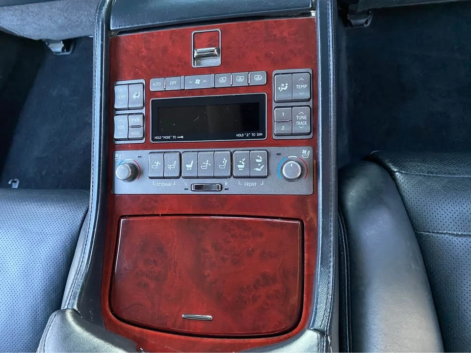 2007 Lexus LS 4th Gen - Image 18 of 20