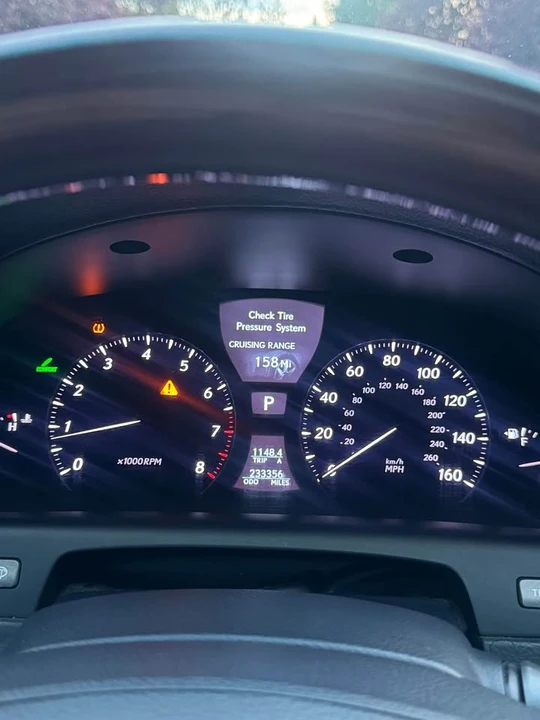 2007 Lexus LS 4th Gen - Image 18 of 18