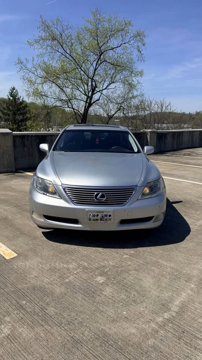 2007 Lexus LS 4th Gen - Image 3 of 18