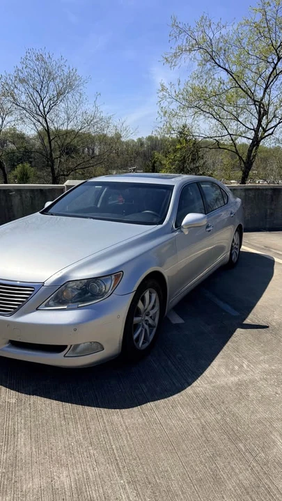 2007 Lexus LS 4th Gen - Image 4 of 18