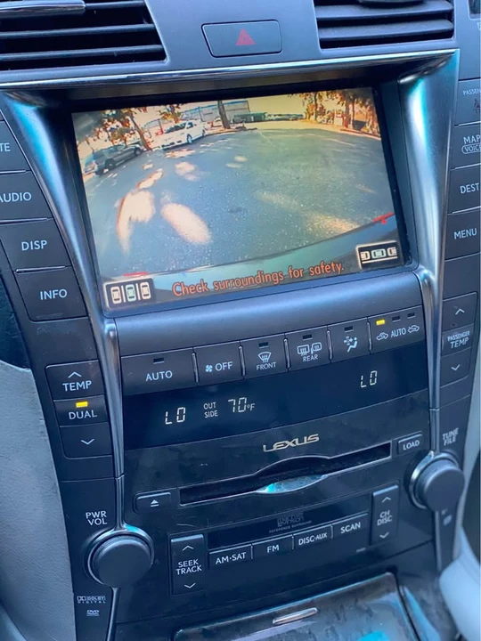 2007 Lexus LS 4th Gen - Image 11 of 12