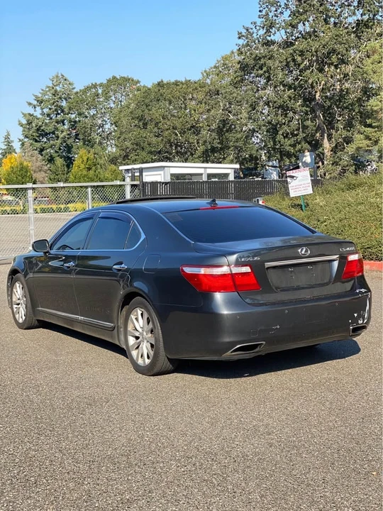 2007 Lexus LS 4th Gen - Image 4 of 12