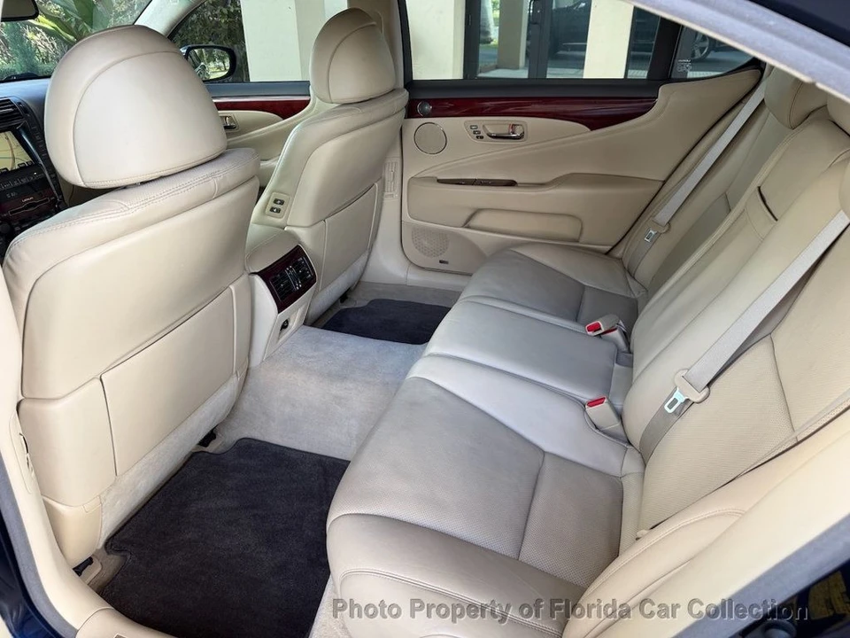 2007 Lexus LS 4th Gen - Image 9 of 12
