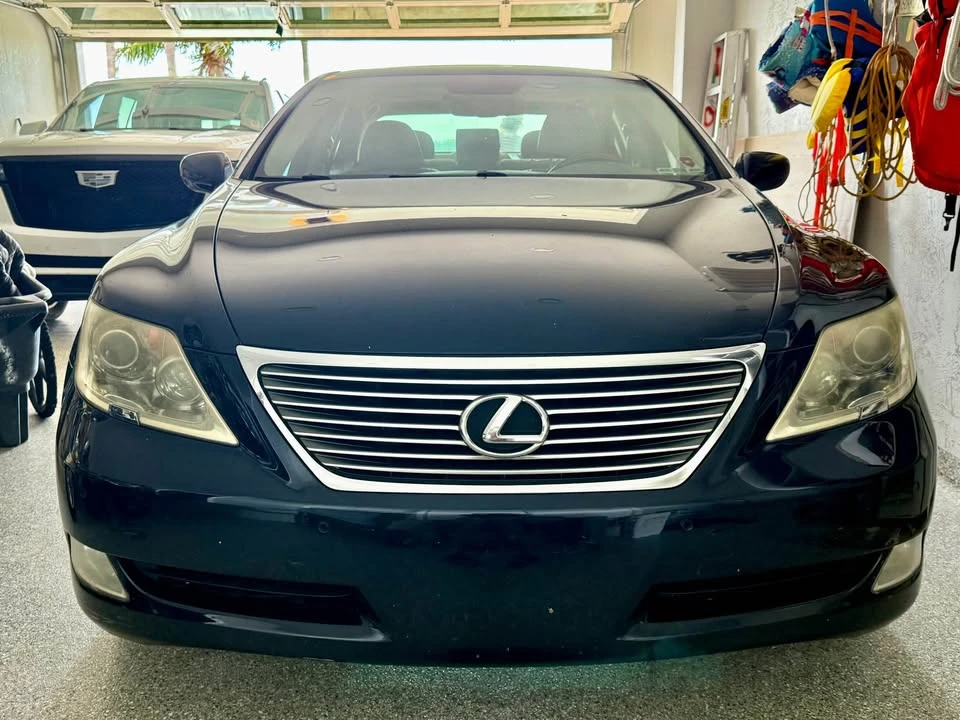 2007 Lexus LS 4th Gen - Image 5 of 10