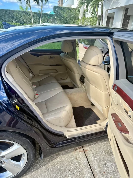 2007 Lexus LS 4th Gen - Image 8 of 10