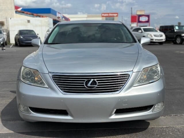 2007 Lexus LS 4th Gen - Image 8 of 19
