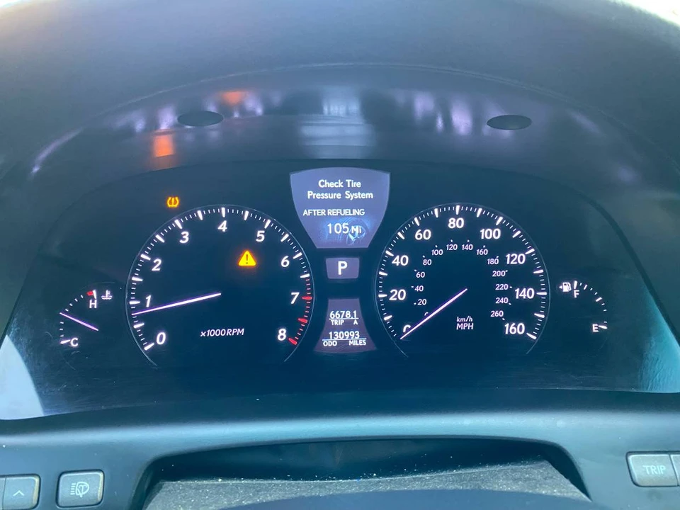 2007 Lexus LS 4th Gen - Image 17 of 20