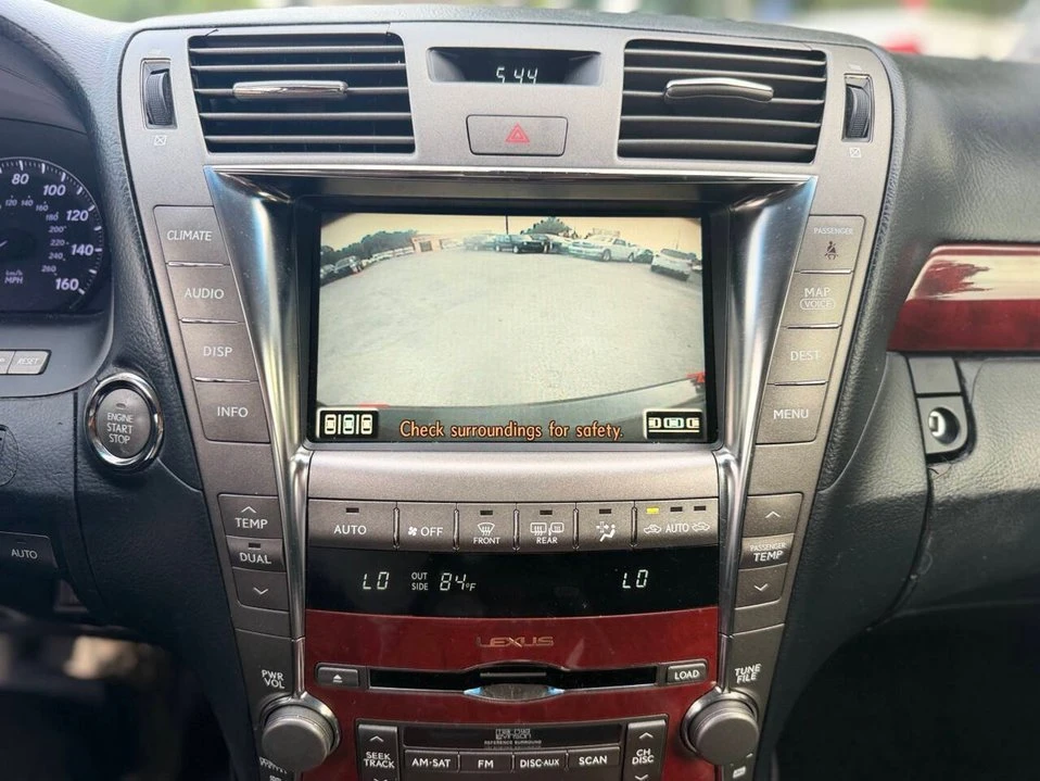 2007 Lexus LS 4th Gen - Image 15 of 20