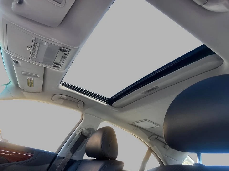 2007 Lexus LS 4th Gen - Image 16 of 20