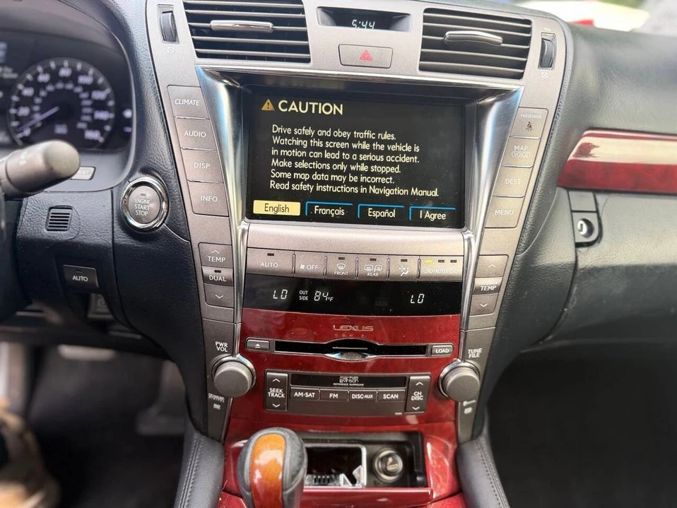 2007 Lexus LS 4th Gen - Image 14 of 20