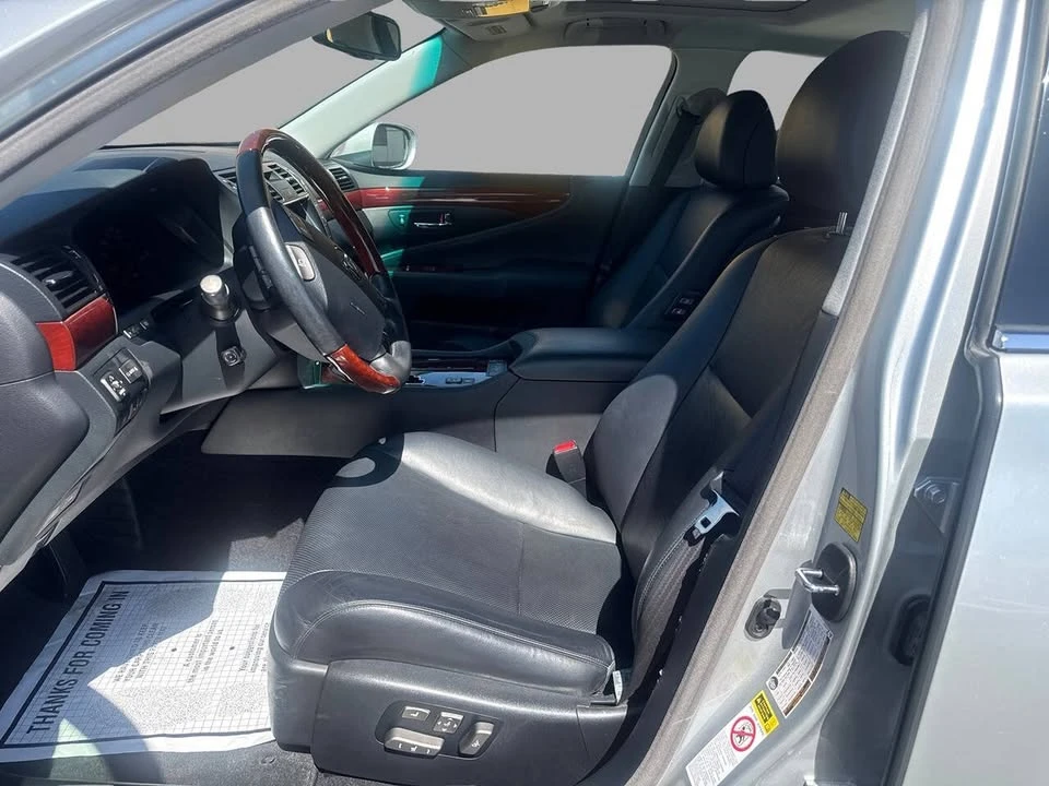2007 Lexus LS 4th Gen - Image 11 of 20