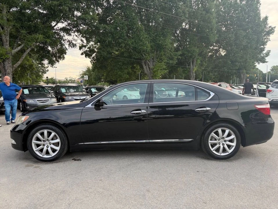 2007 Lexus LS 4th Gen - Image 9 of 20
