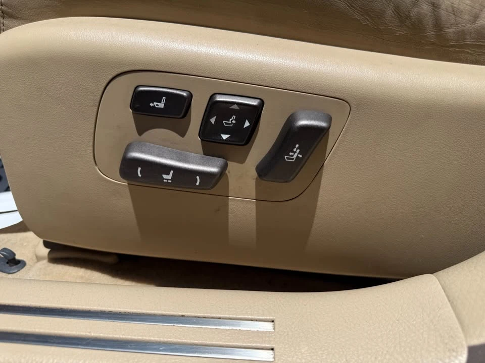 2007 Lexus LS 4th Gen - Image 14 of 20