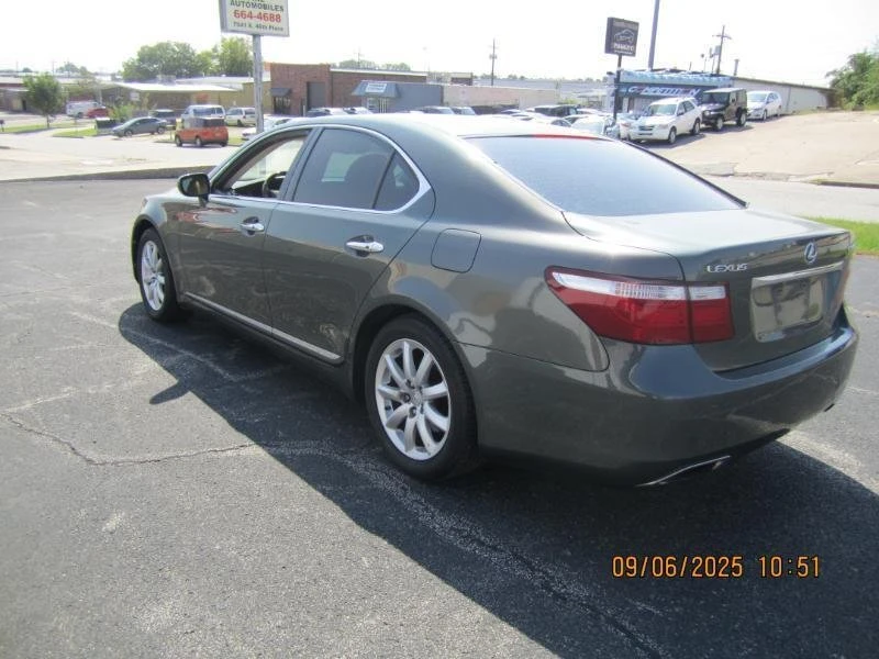 2007 Lexus LS 4th Gen - Image 7 of 9