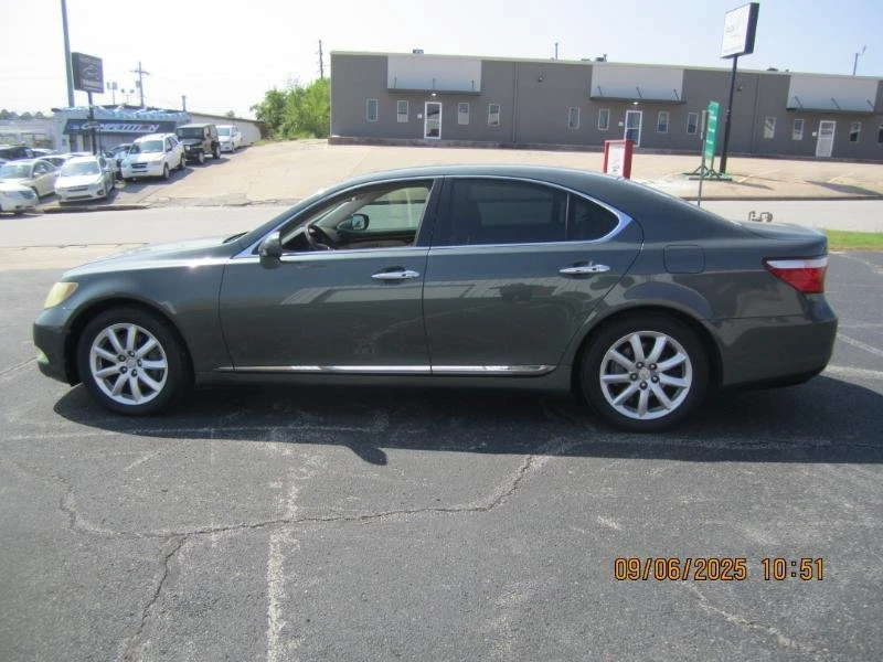2007 Lexus LS 4th Gen - Image 8 of 9