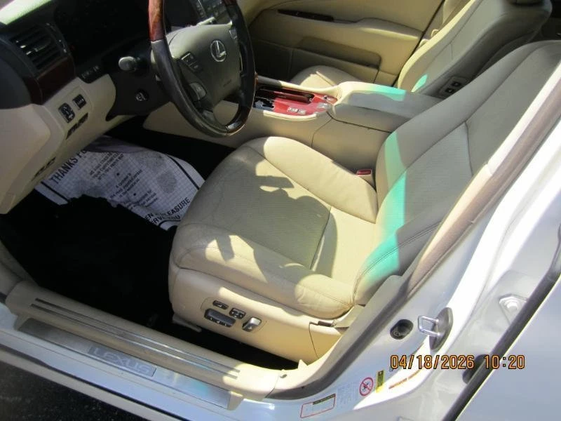 2007 Lexus LS 4th Gen - Image 12 of 13