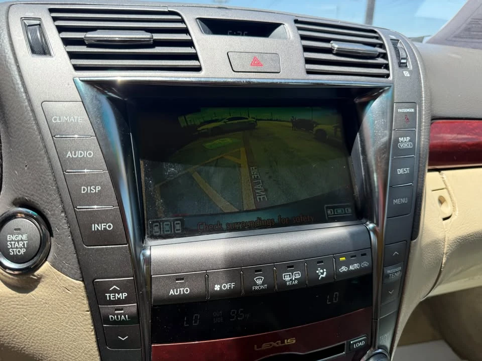 2007 Lexus LS 4th Gen - Image 17 of 20