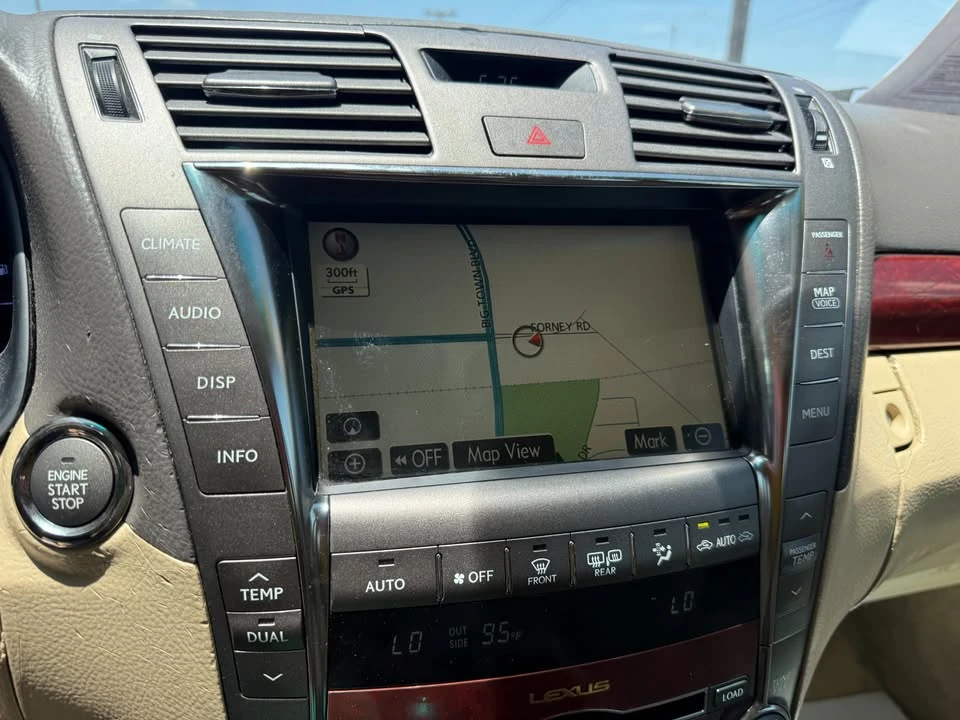 2007 Lexus LS 4th Gen - Image 16 of 20