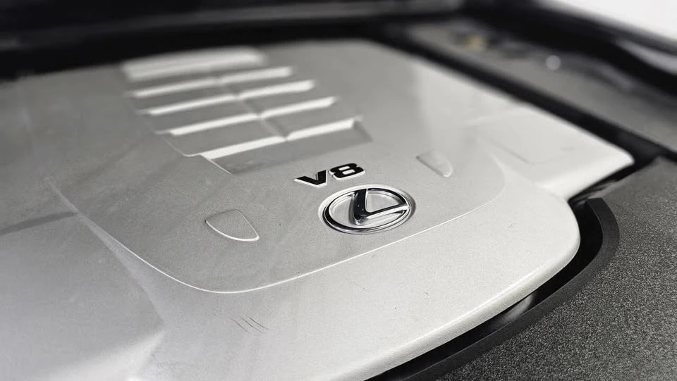 2007 Lexus LS 4th Gen - Image 9 of 20