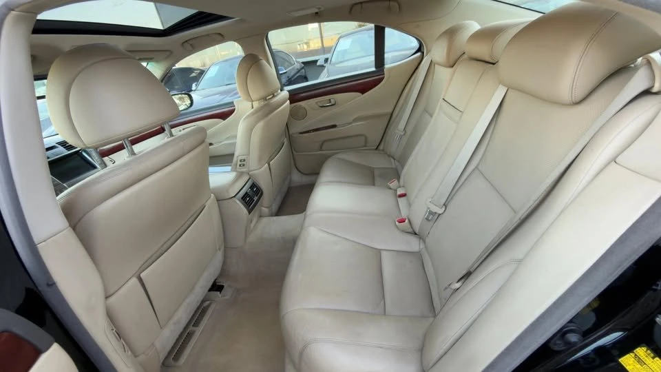 2007 Lexus LS 4th Gen - Image 8 of 15