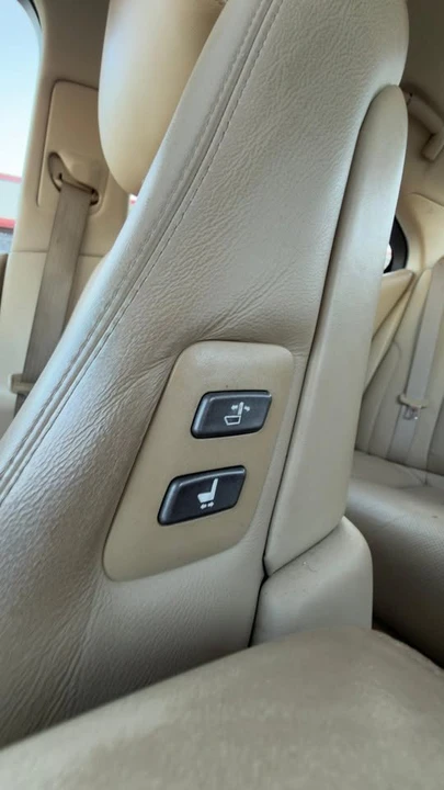 2007 Lexus LS 4th Gen - Image 13 of 15