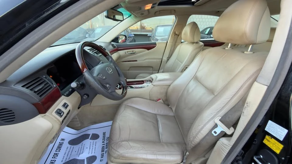 2007 Lexus LS 4th Gen - Image 11 of 15