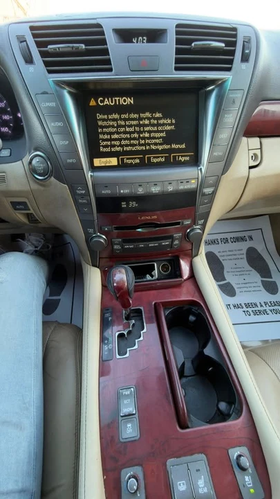 2007 Lexus LS 4th Gen - Image 14 of 15