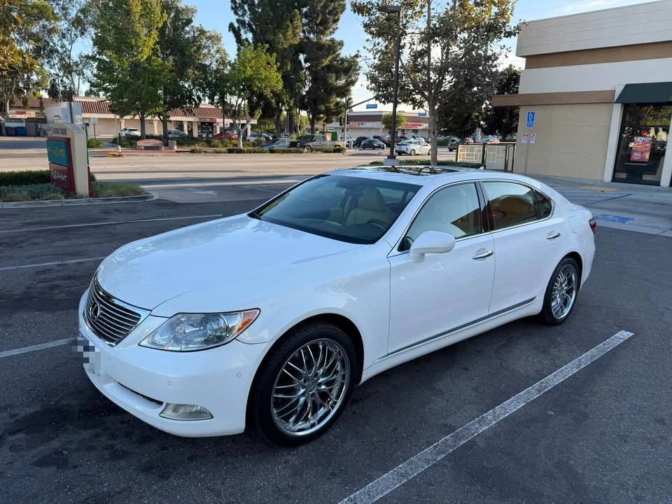 2007 Lexus LS 4th Gen - Image 2 of 12