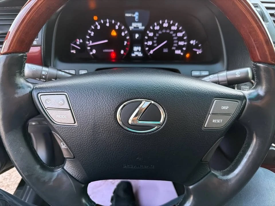 2007 Lexus LS 4th Gen - Image 12 of 20