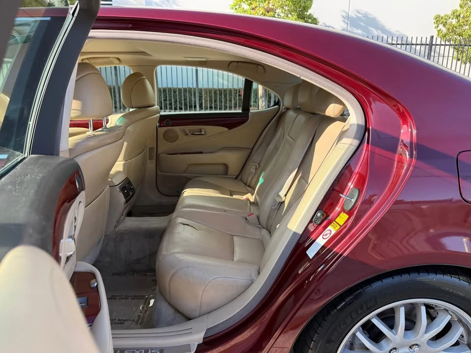 2007 Lexus LS 4th Gen - Image 12 of 18