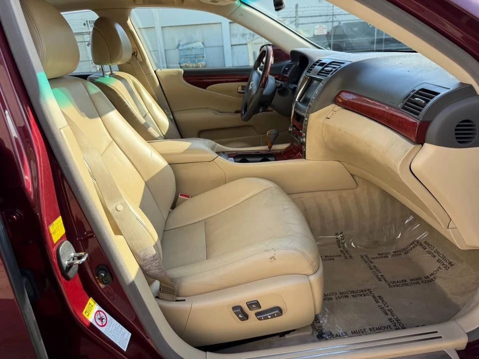 2007 Lexus LS 4th Gen - Image 17 of 18