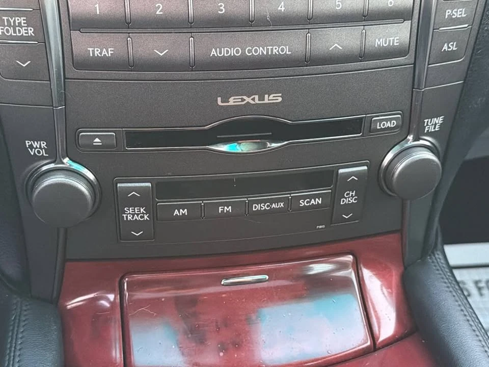 2007 Lexus LS 4th Gen - Image 18 of 20
