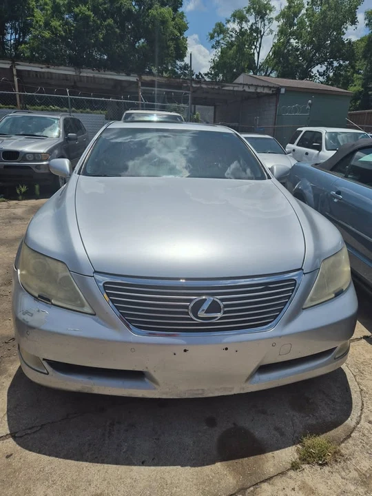 2007 Lexus LS 4th Gen - Image 3 of 7