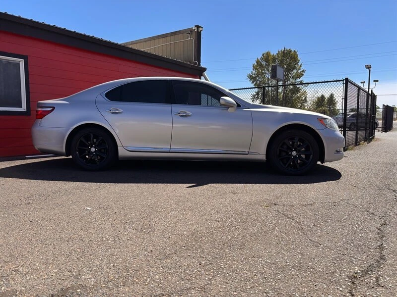 2007 Lexus LS 4th Gen - Image 2 of 19