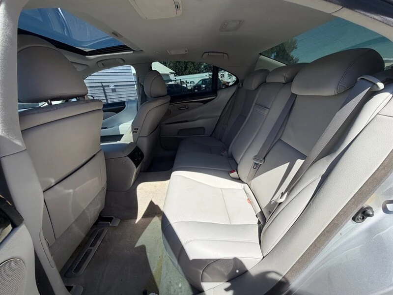 2007 Lexus LS 4th Gen - Image 7 of 19