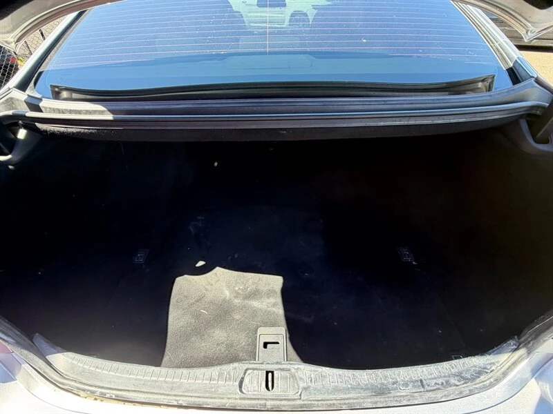 2007 Lexus LS 4th Gen - Image 10 of 19