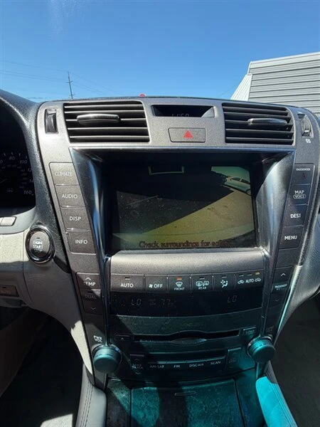 2007 Lexus LS 4th Gen - Image 16 of 19