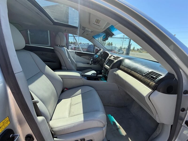 2007 Lexus LS 4th Gen - Image 6 of 19