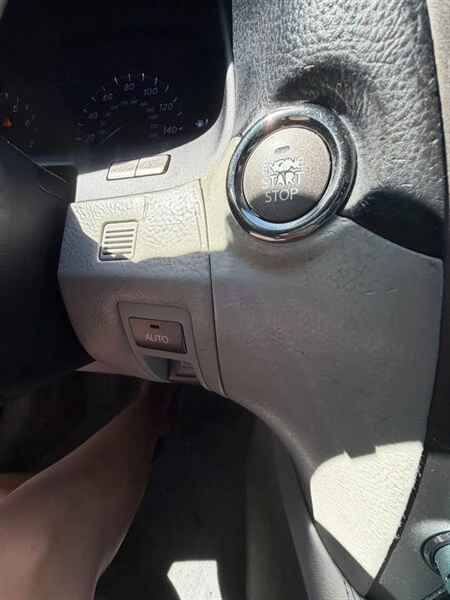 2007 Lexus LS 4th Gen - Image 15 of 19