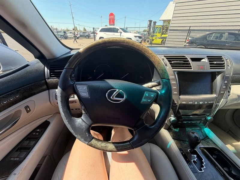 2007 Lexus LS 4th Gen - Image 12 of 19