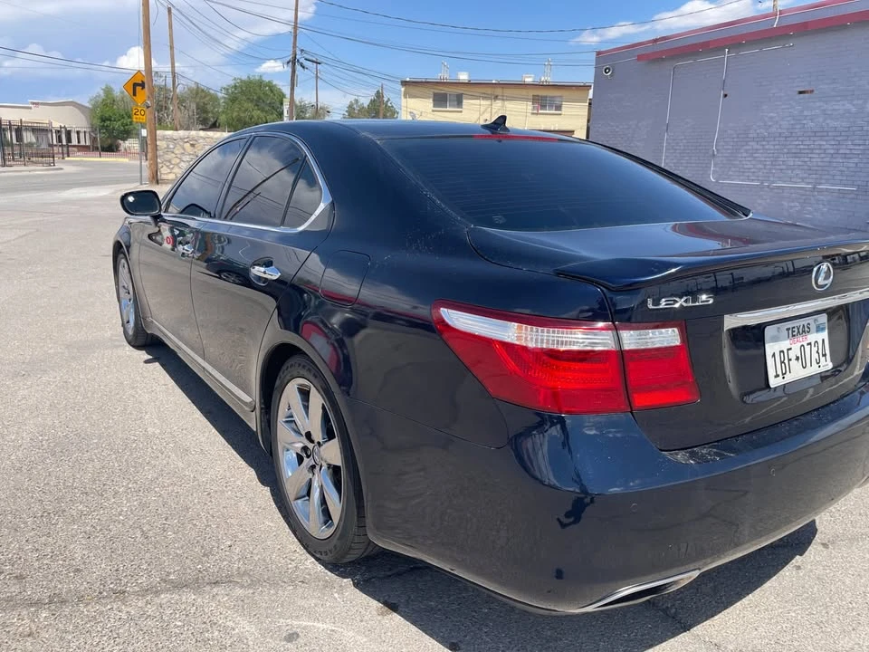 2007 Lexus LS 4th Gen - Image 5 of 9