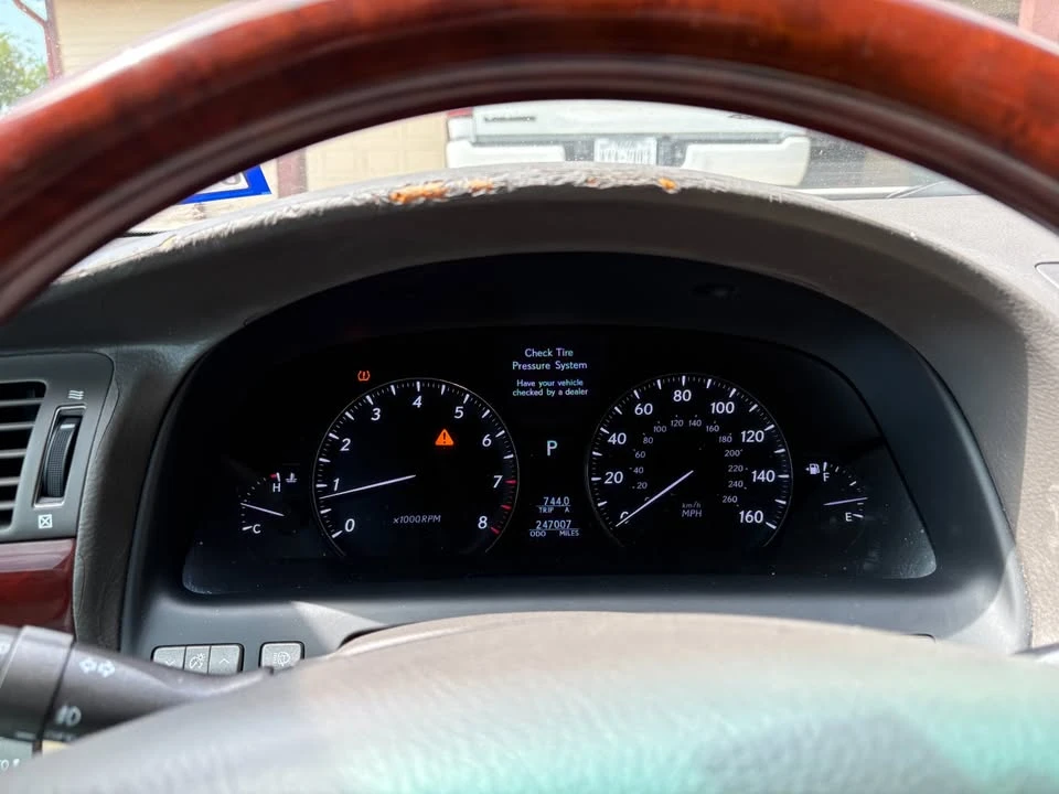 2007 Lexus LS 4th Gen - Image 6 of 11