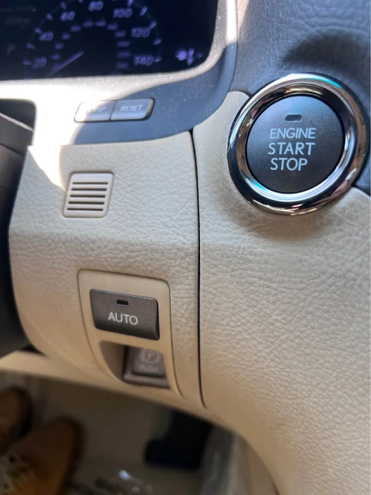 2007 Lexus LS 4th Gen - Image 12 of 12