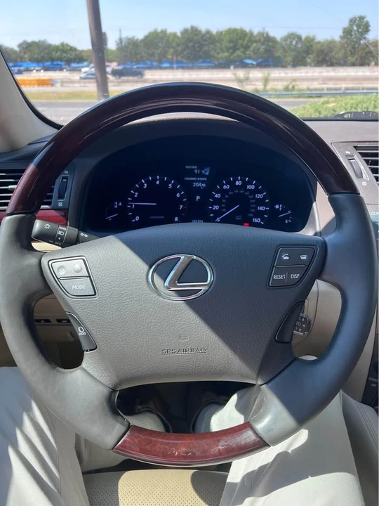 2007 Lexus LS 4th Gen - Image 8 of 12