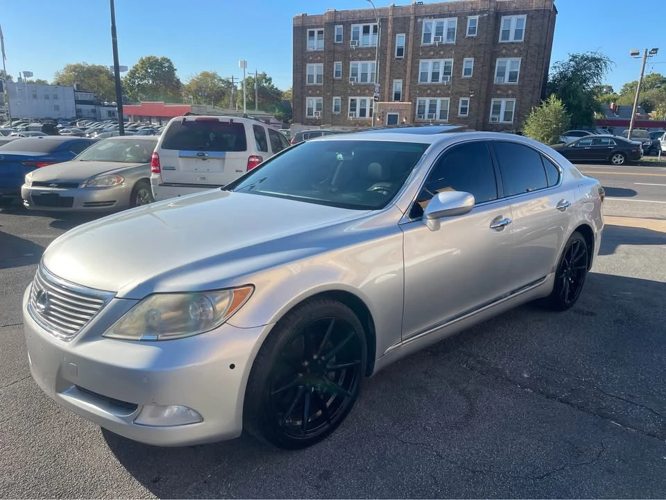 2007 Lexus LS 4th Gen - Image 3 of 19