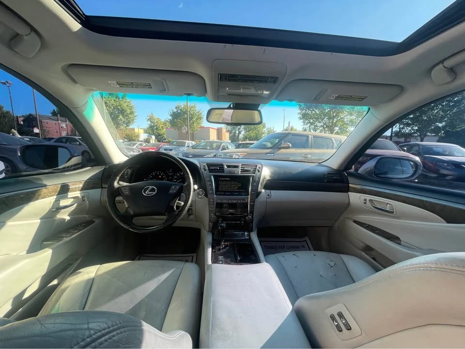 2007 Lexus LS 4th Gen - Image 11 of 19