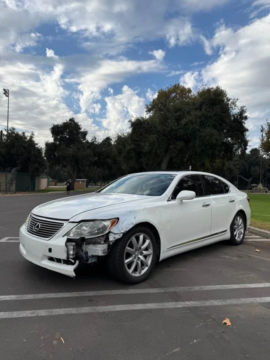 2007 Lexus LS 4th Gen - Image 5 of 7