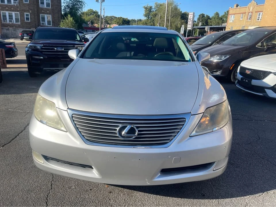 2007 Lexus LS 4th Gen - Image 2 of 19