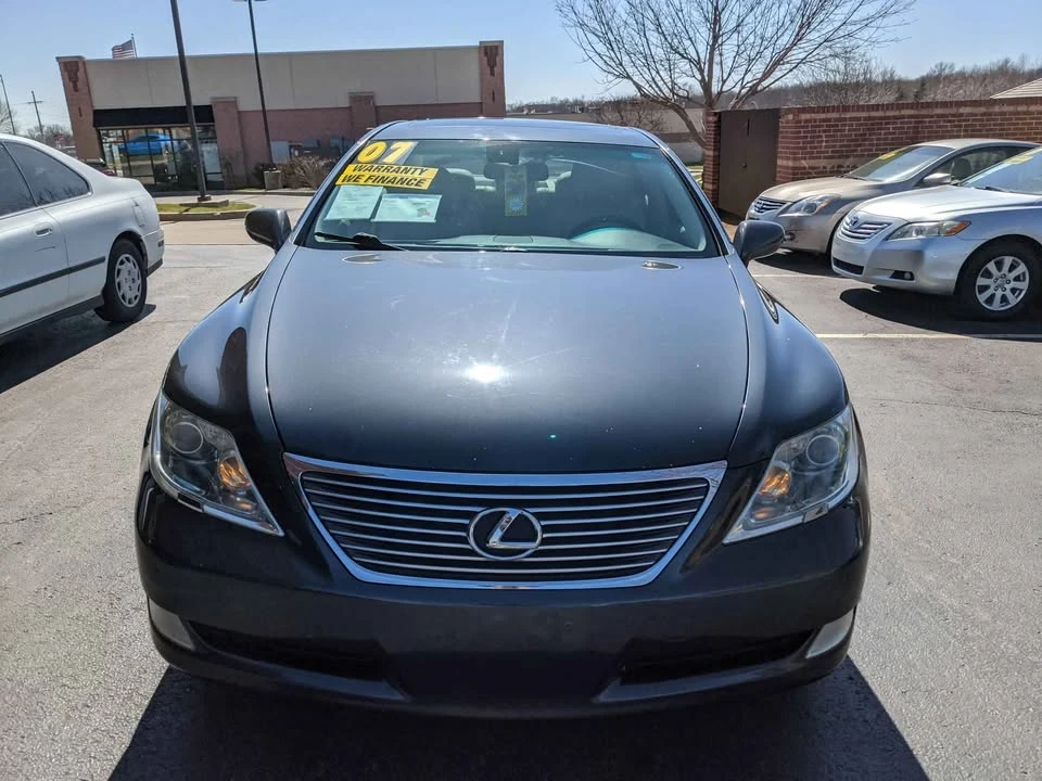 2007 Lexus LS 4th Gen - Image 2 of 8