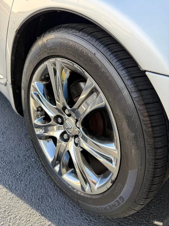 2007 Lexus LS 4th Gen - Image 17 of 20
